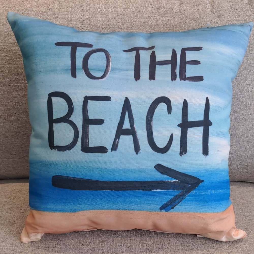 Coastal Blue 'To The Beach' Outdoor Accent Decor Blue Peach Pillow